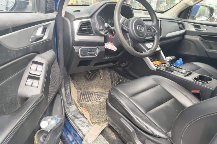 Used Great Wall Poer 2021 2.0T Commercial Version Automatic Diesel Two-Wheel Drive Elite Trim with Long Bed – GW4D20M Driver Seat