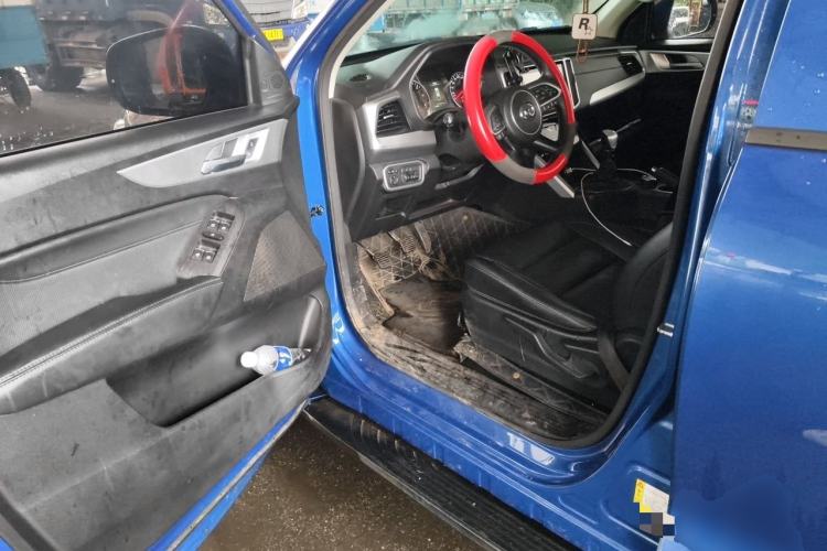 Used Great Wall Poer 2021 2.0T Commercial Version Manual Diesel 4x4 Elite Long-Box GW4D20M Driver Seat