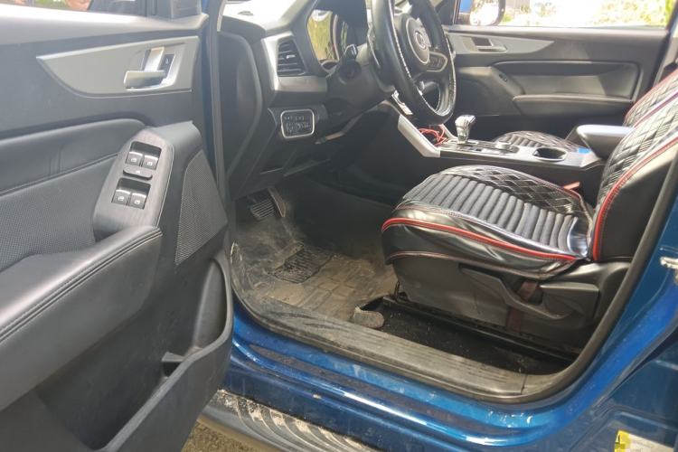 Used Great Wall Poer 2021 2.0T Commercial Version Automatic Diesel Two-Wheel Drive Elite Trim with Long Bed – GW4D20M Driver Seat