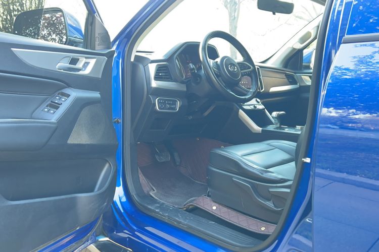 Used Great Wall Poer 2021 2.0T Commercial Version Automatic Diesel Two-Wheel Drive Elite Trim with Long Bed – GW4D20M Driver Seat