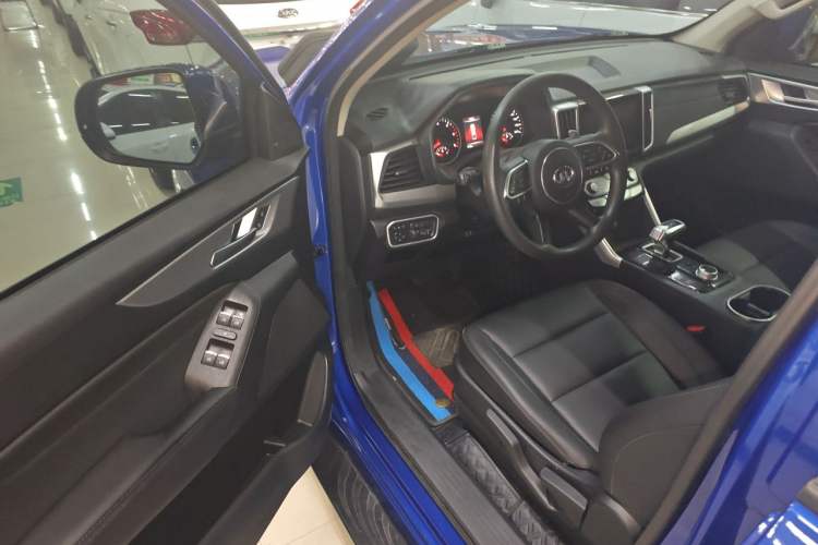 Used Great Wall Poer 2021 2.0T Commercial Version Automatic Diesel Two-Wheel Drive Elite Trim with Long Bed – GW4D20M Driver Seat