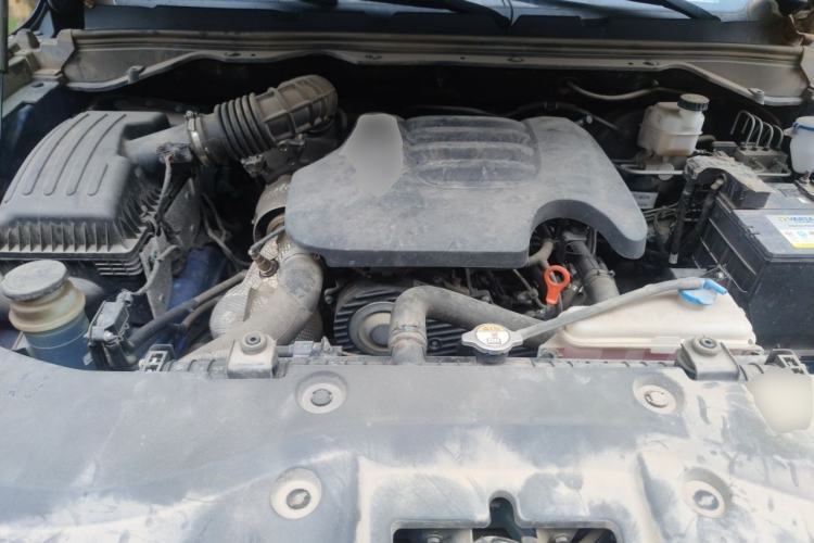 Used Great Wall Poer 2021 2.0T Commercial Version Manual Diesel Two-Wheel Drive Elite Long-Box GW4D20M Engine Bay