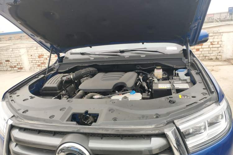 Used Great Wall Poer 2021 2.0T Global Version Automatic Diesel 4x4 Comfort Trim Standard Box GW4D20M Engine Bay