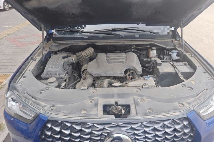 Used Great Wall Poer 2021 2.0T Commercial Version Automatic Diesel Two-Wheel Drive Elite Trim with Long Bed – GW4D20M Engine Bay