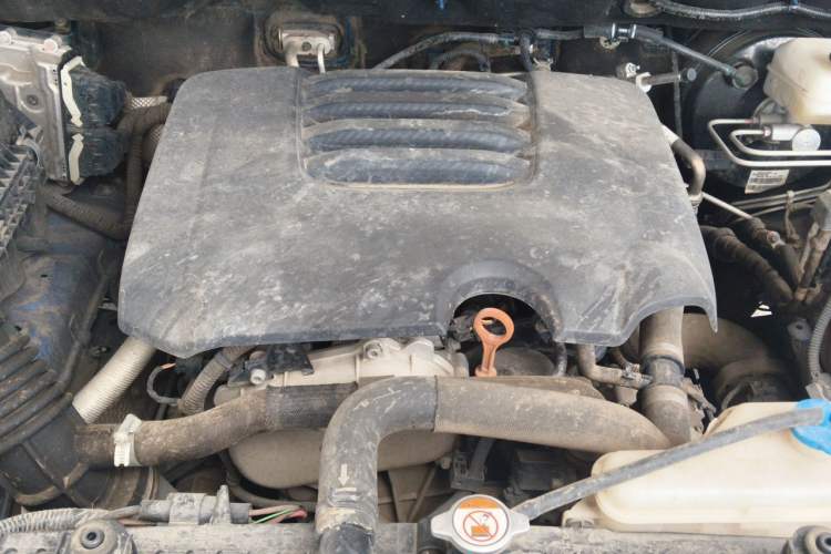 Used Great Wall Poer 2021 2.0T Global Version Automatic Gasoline 4x4 Prestige Standard Cab GW4C20B Engine Bay