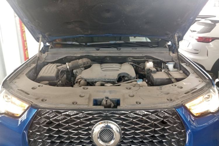 Used Great Wall Poer 2021 2.0T Commercial Version Manual Diesel Two-Wheel Drive Elite Long-Box GW4D20M Engine Bay