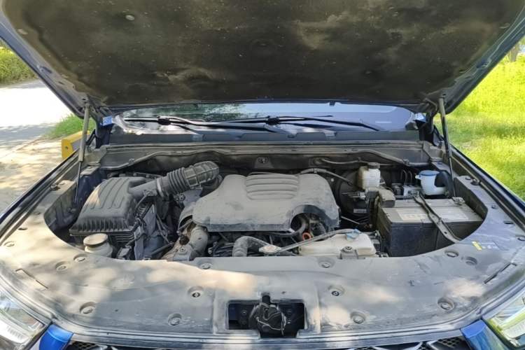Used Great Wall Poer 2021 2.0T Commercial Version Automatic Diesel Two-Wheel Drive Elite Trim with Long Bed – GW4D20M Engine Bay