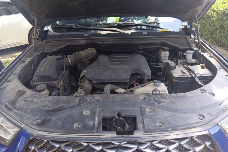 Used Great Wall Poer 2021 2.0T Commercial Version Manual Diesel Two-Wheel Drive Elite Long-Box GW4D20M Engine Bay