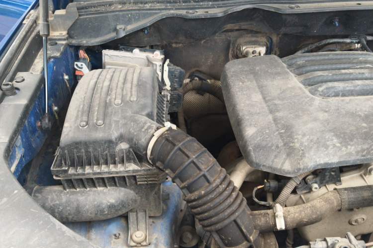Used Great Wall Poer 2021 2.0T Global Version Automatic Gasoline 4x4 Prestige Standard Cab GW4C20B Engine Bay Right