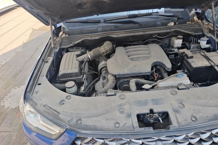 Used Great Wall Poer 2021 2.0T Commercial Version Manual Diesel 4x4 Elite Long-Box GW4D20M Engine Bay Right