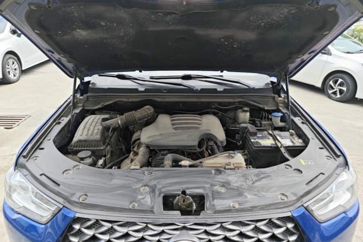 Used Great Wall Poer 2021 2.0T Commercial Version Manual Diesel Two-Wheel Drive Elite Long-Box GW4D20M Engine Bay
