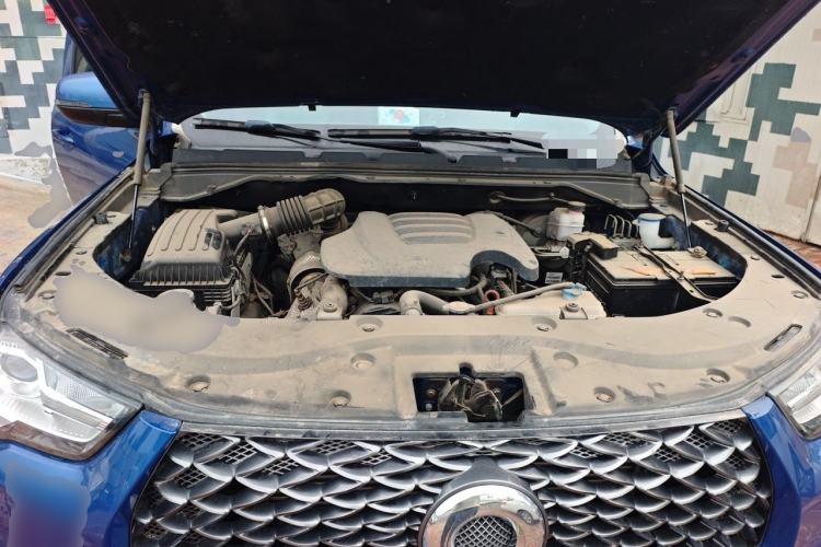 Used Great Wall Poer 2021 2.0T Commercial Version Manual Diesel Two-Wheel Drive Elite Long-Box GW4D20M Engine Bay