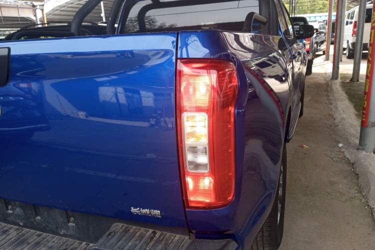 Used Great Wall Poer 2021 2.0T Commercial Version Manual Diesel Two-Wheel Drive Elite Long-Box GW4D20M Exterior 2