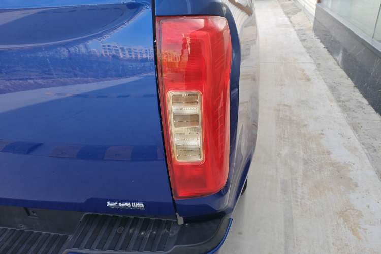 Used Great Wall Poer 2021 2.0T Commercial Version Manual Diesel Two-Wheel Drive Elite Long-Box GW4D20M Exterior 6
