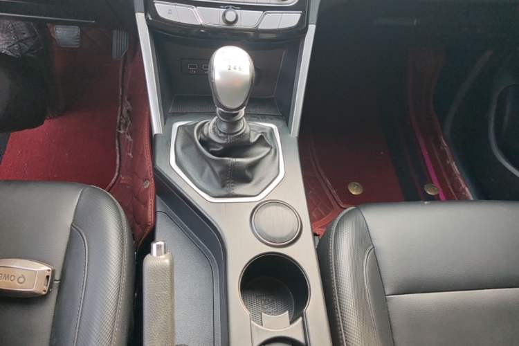 Used Great Wall Poer 2021 2.0T Commercial Version Manual Diesel Two-Wheel Drive Elite Long-Box GW4D20M Gear Lever