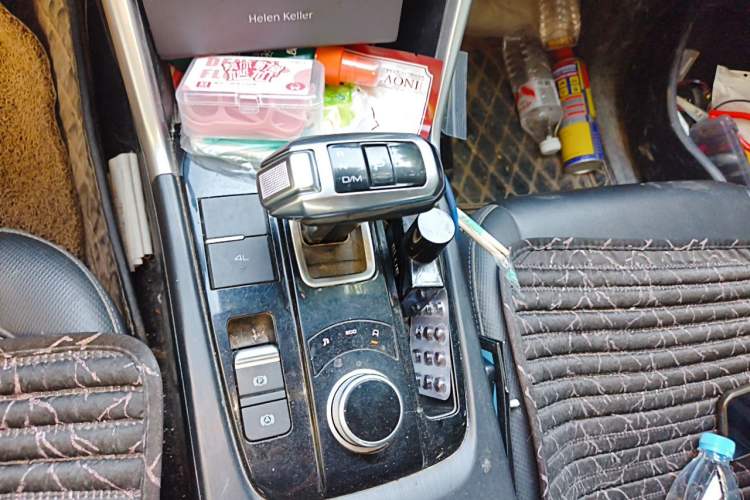 Used Great Wall Poer 2021 2.0T Commercial Version Automatic Diesel 4x4 Elite Long-Box GW4D20M Gear Lever