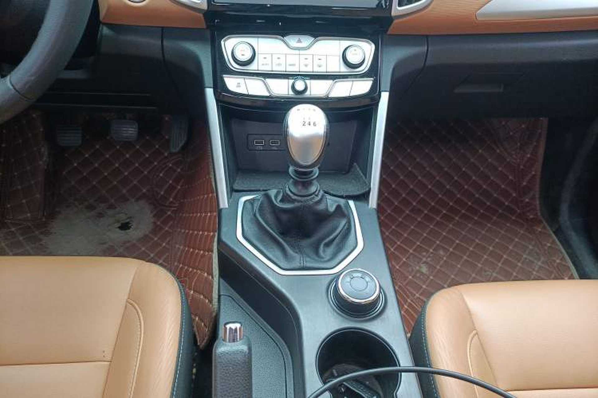 Used Great Wall Poer 2021 2.0T Commercial Version Manual Diesel 4x4 Navigation Type Long Bed GW4D20M Gear Lever