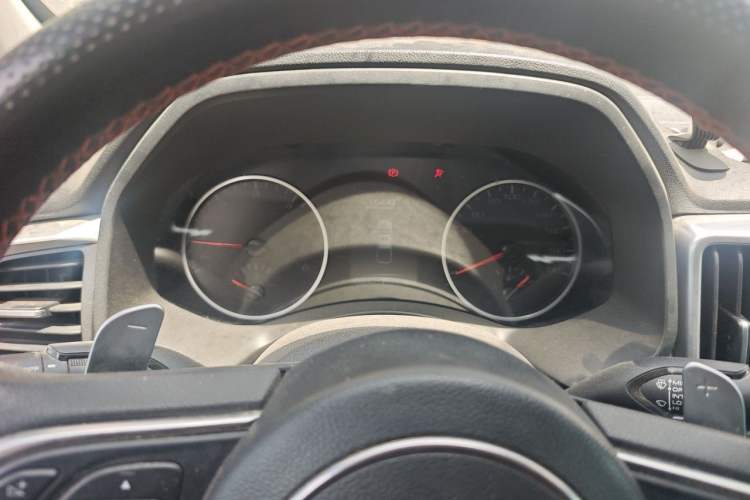 Used Great Wall Poer 2021 2.0T Commercial Version Automatic Diesel Two-Wheel Drive Elite Trim with Long Bed – GW4D20M Instrument Cluster