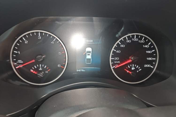 Used Great Wall Poer 2021 2.0T Global Version Passenger Automatic Diesel Two-Wheel Drive Comfort Trim Standard Cab GW4D20M Instrument Cluster