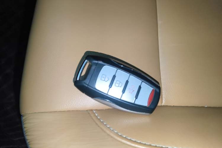 Used Great Wall Poer 2021 2.0T Commercial Version Automatic Gasoline 4x4 Navigation Type Long-Box GW4C20B Interior 1