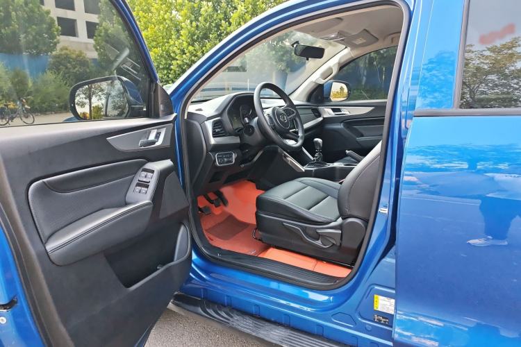 Used Great Wall Poer 2021 2.0T Commercial Version Manual Diesel Two-Wheel Drive Elite Long-Box GW4D20M Interior 2