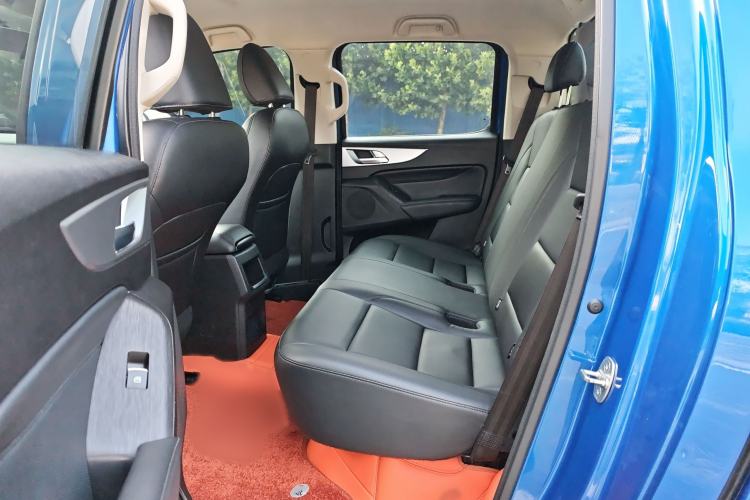 Used Great Wall Poer 2021 2.0T Commercial Version Manual Diesel Two-Wheel Drive Elite Long-Box GW4D20M Interior 3