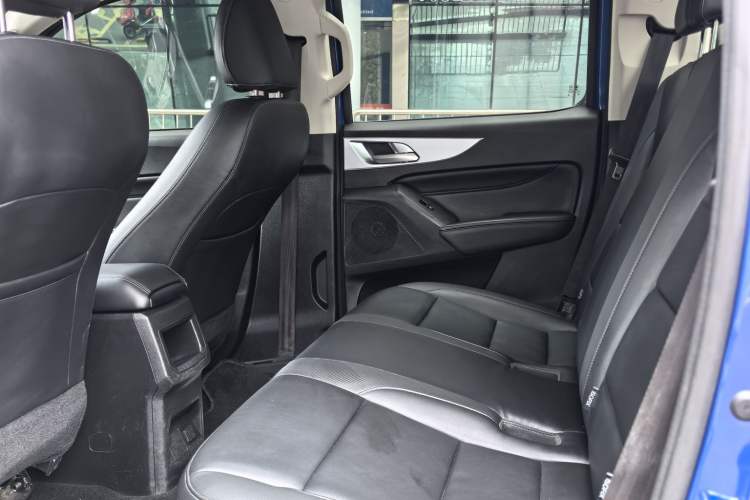 Used Great Wall Poer 2021 2.0T Commercial Version Automatic Diesel Two-Wheel Drive Elite Trim with Long Bed – GW4D20M Interior 3