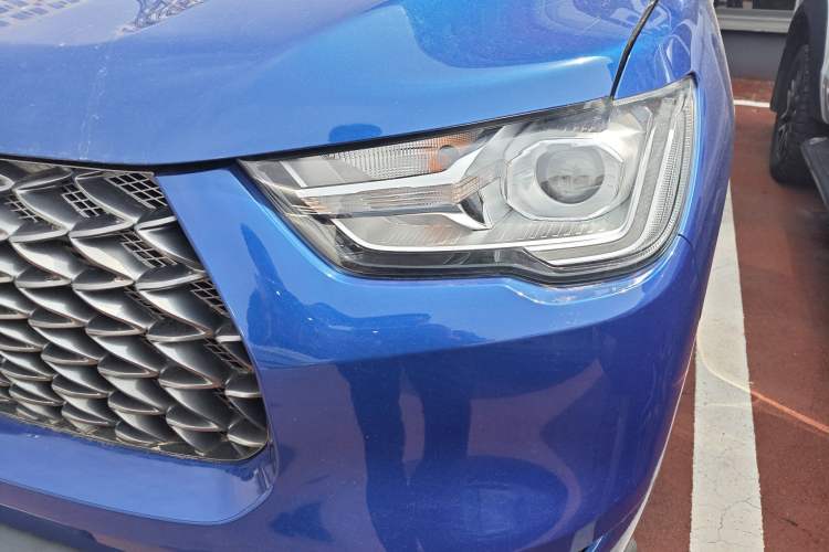 Used Great Wall Poer 2021 2.0T Commercial Version Automatic Diesel Two-Wheel Drive Elite Trim with Long Bed – GW4D20M Left Front Headlight