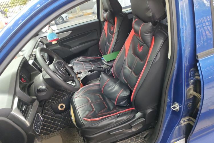 Used Great Wall Poer 2021 2.0T Commercial Version Manual Diesel Two-Wheel Drive Elite Long-Box GW4D20M Left Front Seat