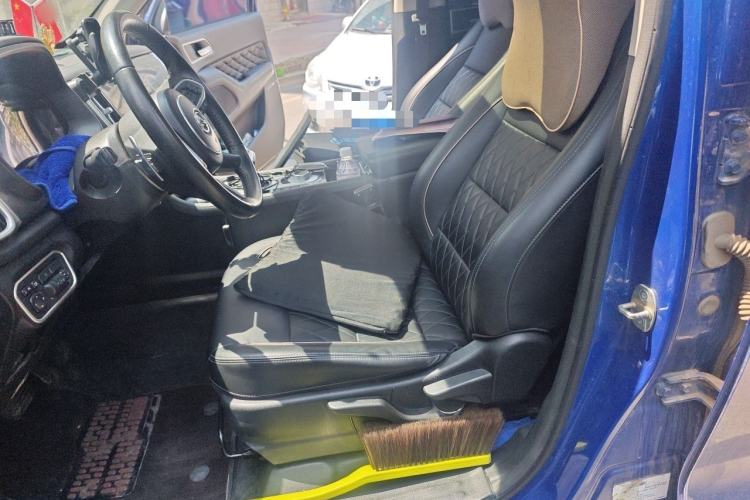 Used Great Wall Poer 2021 2.0T Global Version Automatic Diesel 4x4 Comfort Trim Standard Box GW4D20M Left Front Seat