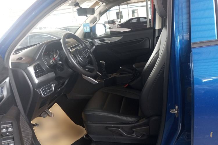 Used Great Wall Poer 2021 2.0T Commercial Version Manual Diesel Two-Wheel Drive Elite Long-Box GW4D20M Left Front Seat