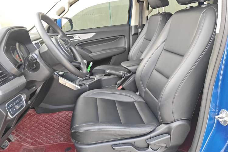 Used Great Wall Poer 2021 2.0T Commercial Version Manual Diesel Two-Wheel Drive Elite Long-Box GW4D20M Left Front Seat