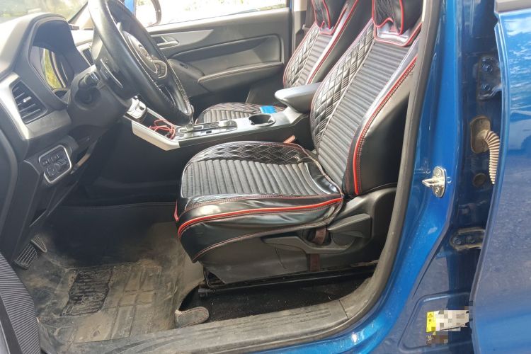 Used Great Wall Poer 2021 2.0T Commercial Version Automatic Diesel Two-Wheel Drive Elite Trim with Long Bed – GW4D20M Left Front Seat