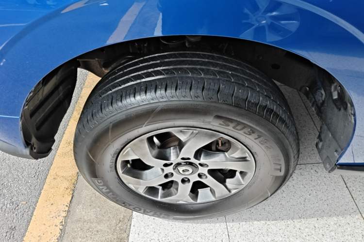 Used Great Wall Poer 2021 2.0T Commercial Version Automatic Diesel Two-Wheel Drive Elite Trim with Long Bed – GW4D20M Left Front Wheel Hub