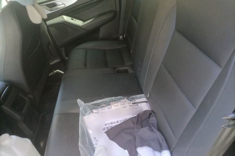 Used Great Wall Poer 2021 2.0T Commercial Version Automatic Diesel 4x4 Elite Long-Box GW4D20M Left Rear Seat