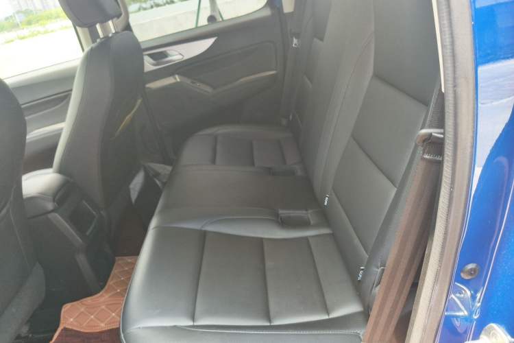 Used Great Wall Poer 2021 2.0T Commercial Version Manual Diesel Two-Wheel Drive Elite Long-Box GW4D20M Left Rear Seat