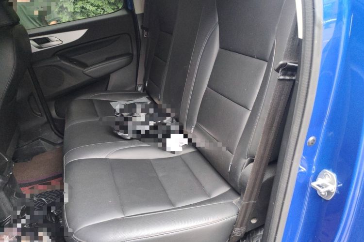 Used Great Wall Poer 2021 2.0T Commercial Version Automatic Diesel 4x4 Navigation-Ready Long-Box GW4D20M Left Rear Seat