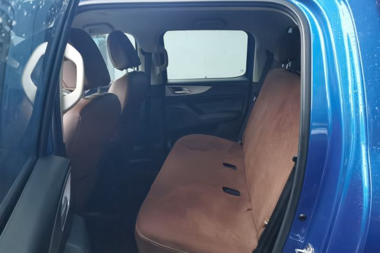 Used Great Wall Poer 2021 2.0T Commercial Version Automatic Diesel 4x4 Elite Long-Box GW4D20M Left Rear Seat