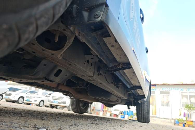 Used Great Wall Poer 2021 2.0T Commercial Version Manual Diesel Two-Wheel Drive Elite Long-Box GW4D20M Left Side Sill