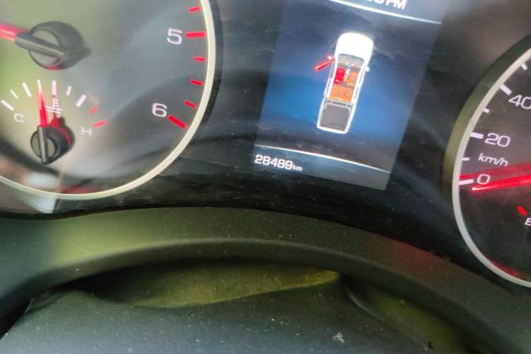Used Great Wall Poer 2021 2.0T Commercial Version Manual Diesel Two-Wheel Drive Elite Long-Box GW4D20M Odometer Close Up