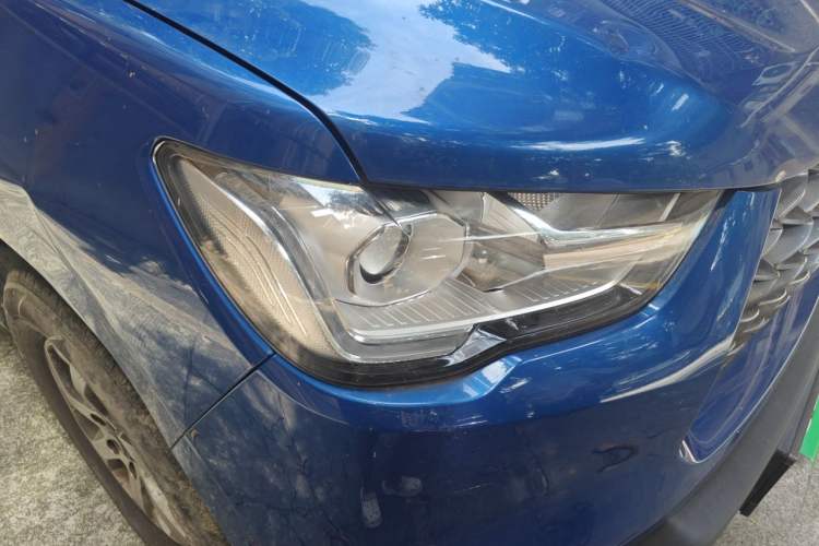 Used Great Wall Poer 2021 2.0T Commercial Version Automatic Diesel Two-Wheel Drive Elite Trim with Long Bed – GW4D20M Right Front Headlight