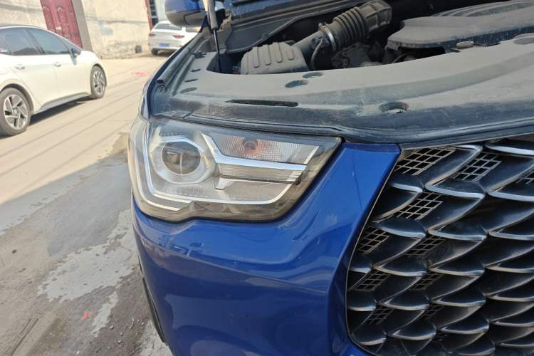 Used Great Wall Poer 2021 2.0T Commercial Version Manual Diesel 4x4 Elite Long-Box GW4D20M Right Front Headlight