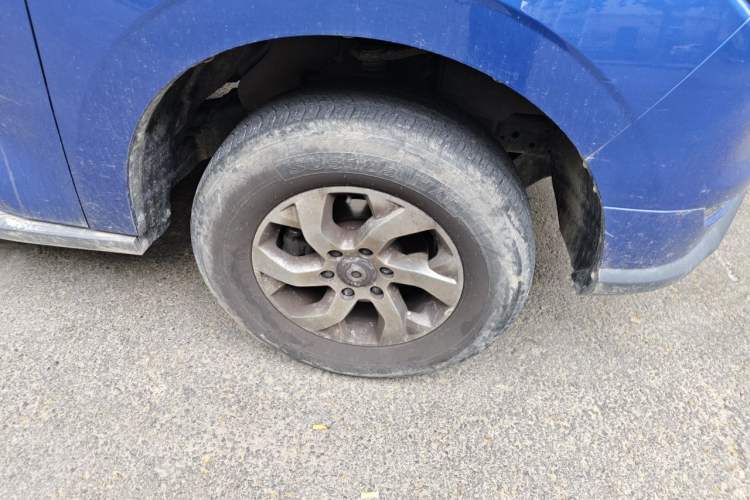 Used Great Wall Poer 2021 2.0T Commercial Version Manual Diesel Two-Wheel Drive Elite Long-Box GW4D20M Right Front Wheel Hub