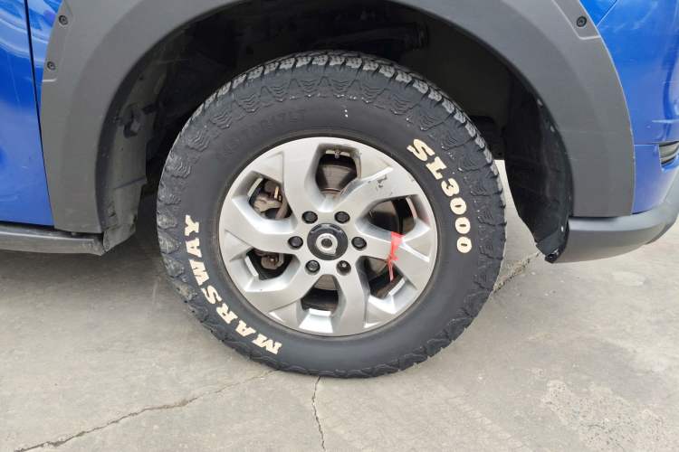 Used Great Wall Poer 2021 2.0T Commercial Version Manual Diesel 4x4 Elite Long-Box GW4D20M Right Front Wheel Hub