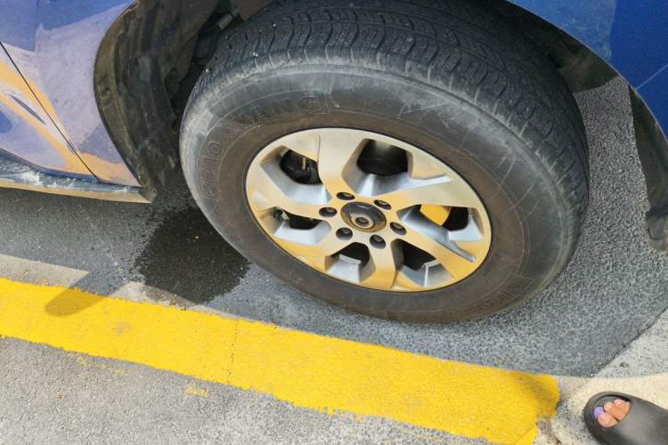Used Great Wall Poer 2021 2.0T Commercial Version Manual Diesel Two-Wheel Drive Elite Long-Box GW4D20M Right Front Wheel Hub