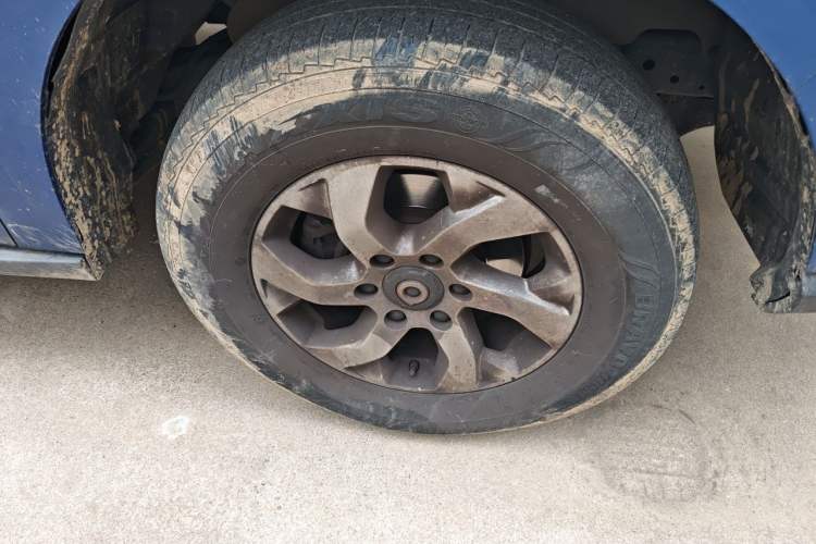 Used Great Wall Poer 2021 2.0T Commercial Version Manual Diesel 4x4 Elite Long-Box GW4D20M Right Front Wheel Hub