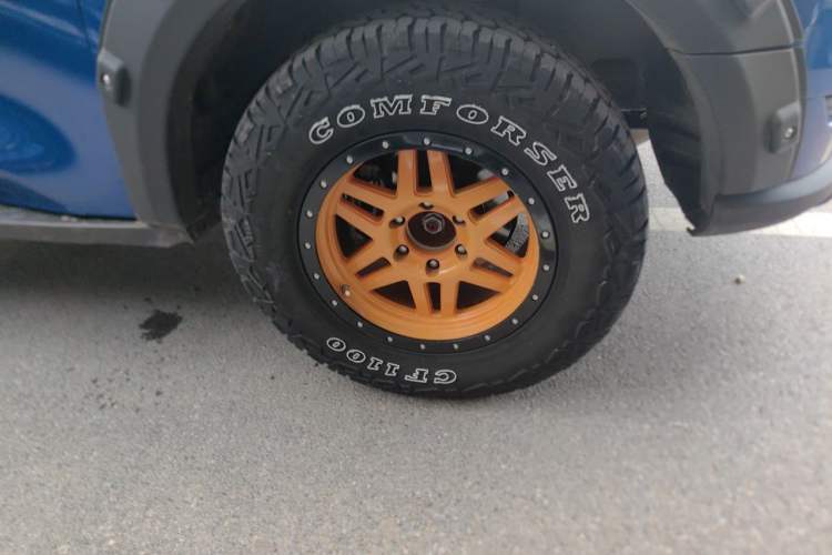 Used Great Wall Poer 2021 2.0T Commercial Version Automatic Diesel 4x4 Elite Long-Box GW4D20M Right Front Wheel Hub