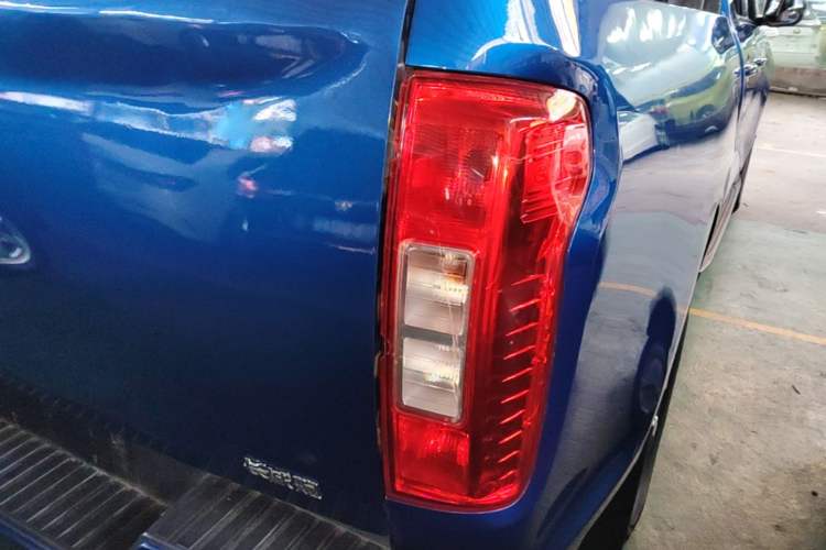 Used Great Wall Poer 2021 2.0T Commercial Version Manual Diesel Two-Wheel Drive Elite Long-Box GW4D20M Right Rear Taillight