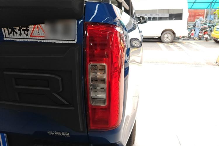 Used Great Wall Poer 2021 2.0T Commercial Version Automatic Diesel Two-Wheel Drive Elite Trim with Long Bed – GW4D20M Right Rear Taillight