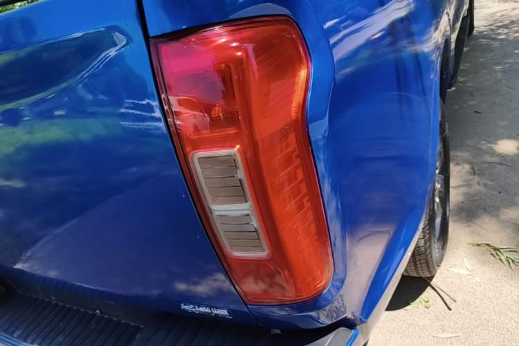 Used Great Wall Poer 2021 2.0T Commercial Version Automatic Diesel Two-Wheel Drive Elite Trim with Long Bed – GW4D20M Right Rear Taillight